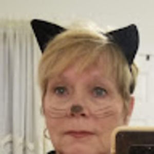 Meet your Posher, Linda